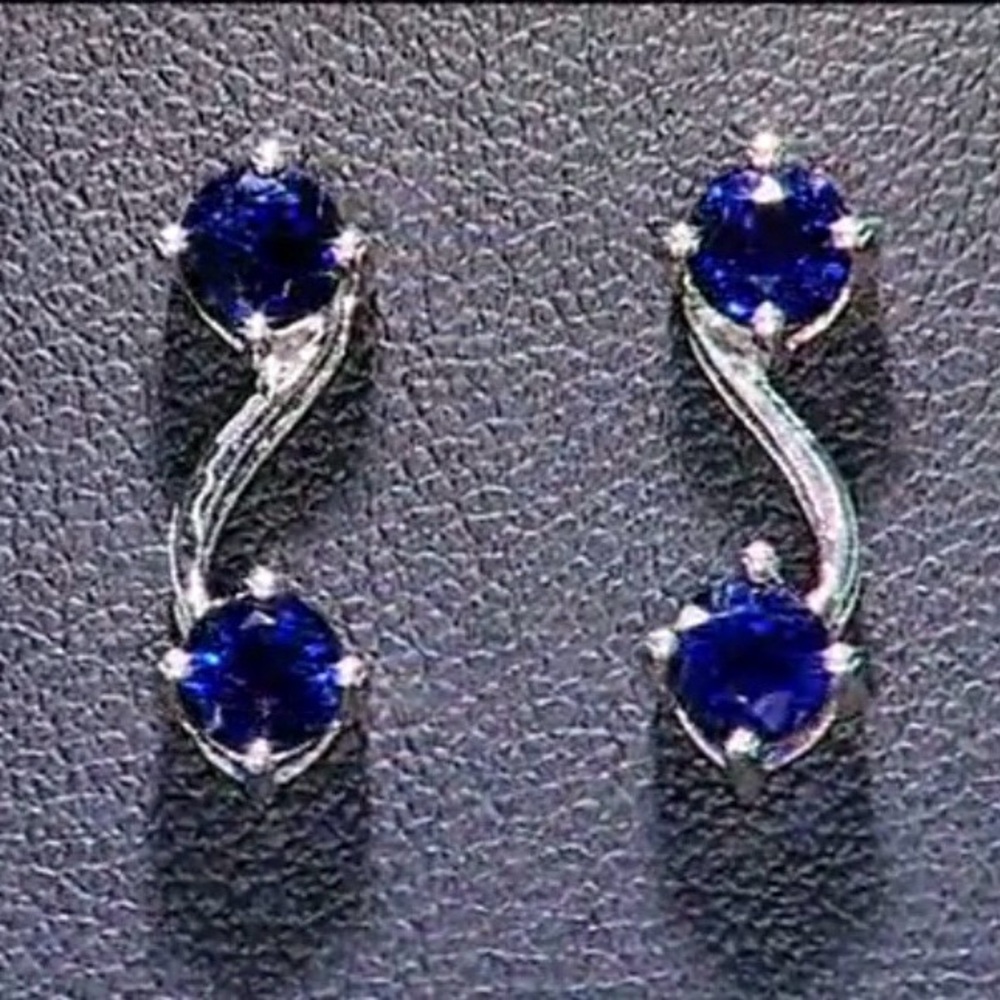 Genuine Sri Lankan (Ceylon) Sapphire Earrings 10K Gold